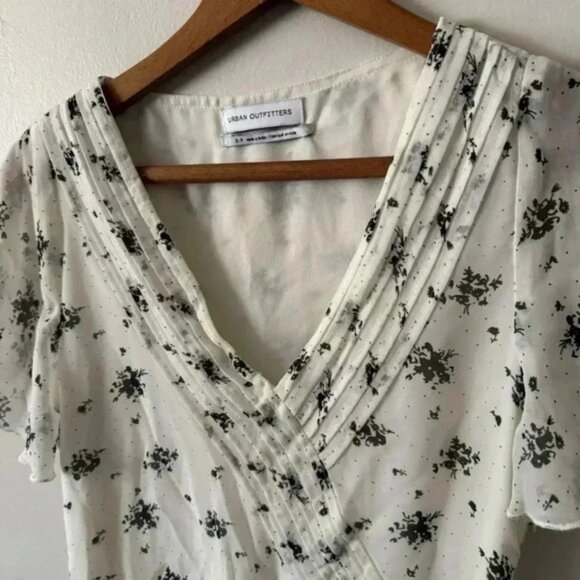 Urban outfitters roselle v neck mini dress S - Picture 4 of 7